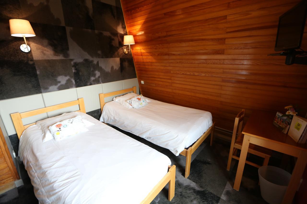 Gite-Hotel Le P'Tit Cham Le Mont-Dore Exterior photo